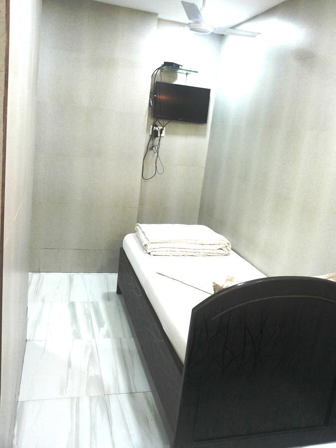 Hotel Holiday Inn Bombay Esterno foto