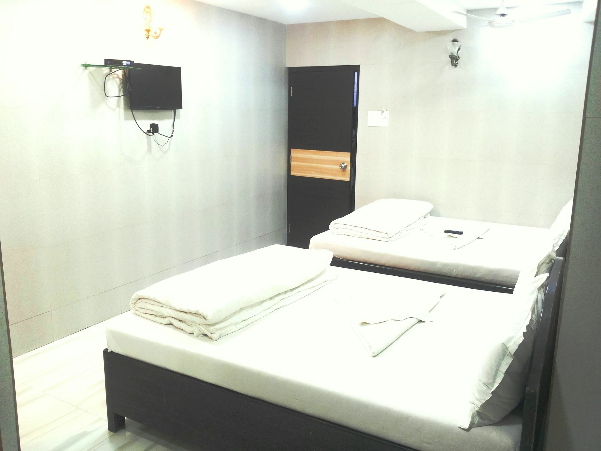 Hotel Holiday Inn Bombay Esterno foto
