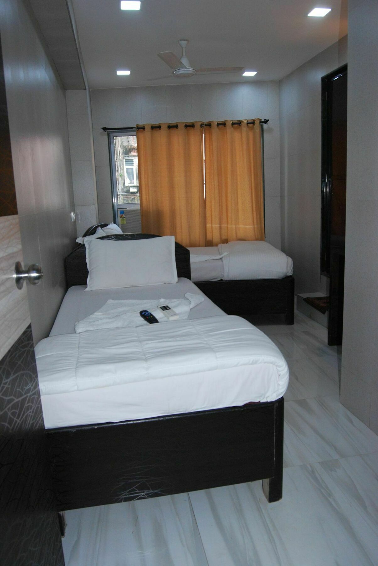 Hotel Holiday Inn Bombay Esterno foto