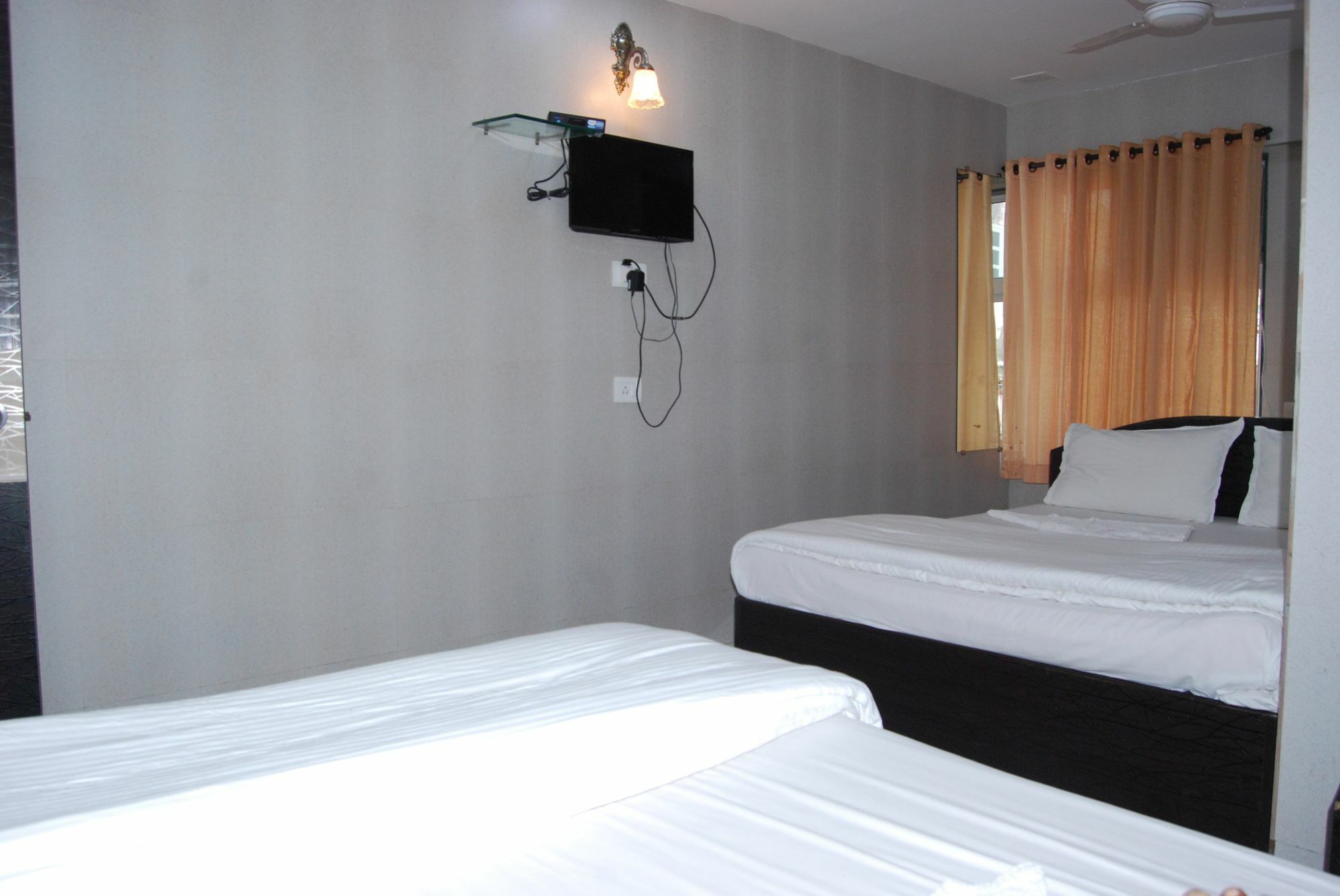 Hotel Holiday Inn Bombay Esterno foto